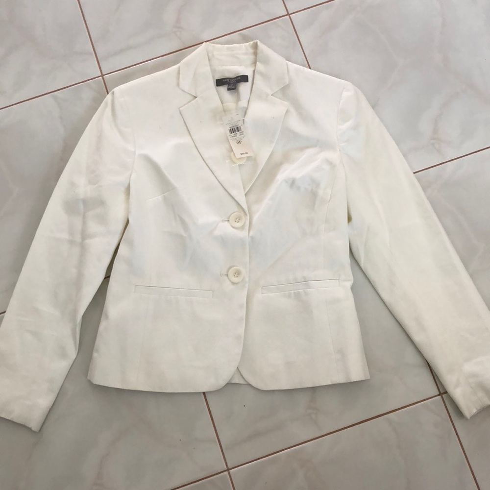 Ann Taylor cream blazer